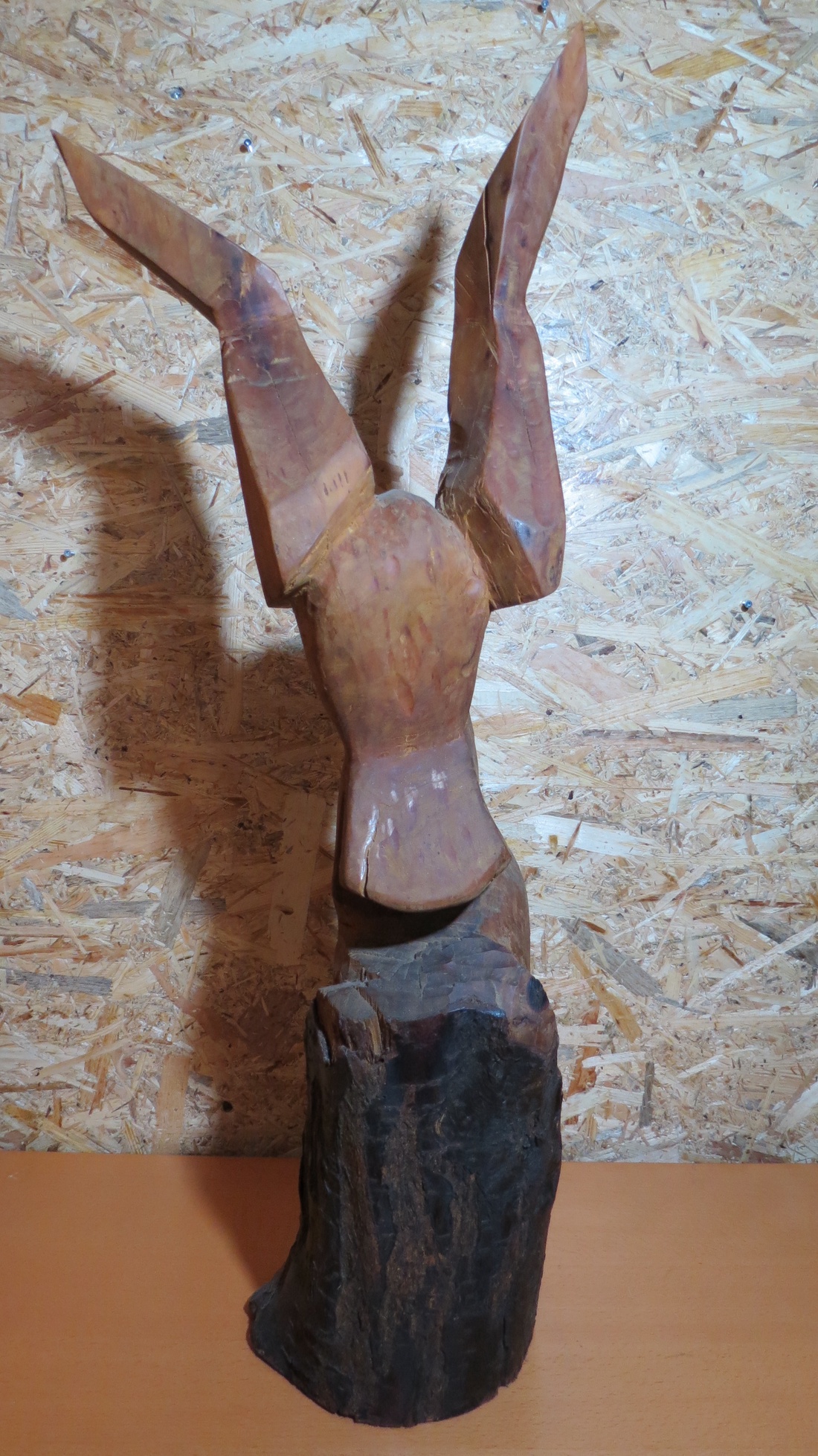 pasare pe ou sculptură - arte vizuale și accesorii  - sculptură - statuie lemn - Artynos.ro