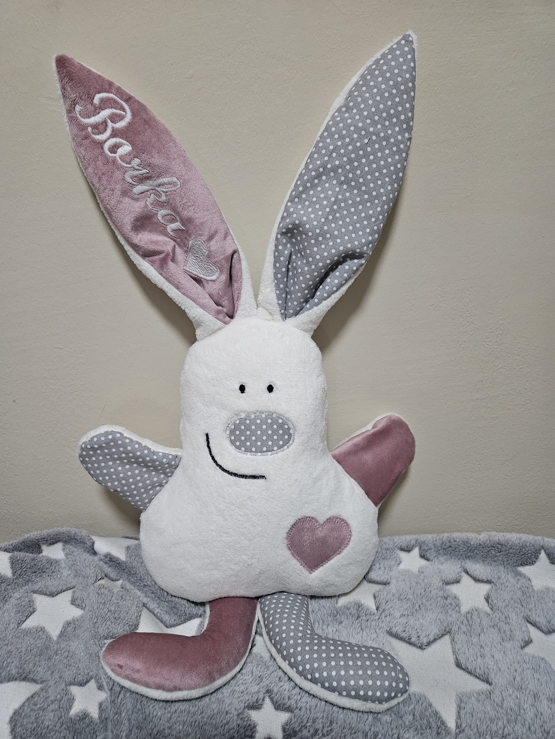 Nyuszik névvel - jucării și echipamente pentru copii - cadouri baby shower - Artynos.ro