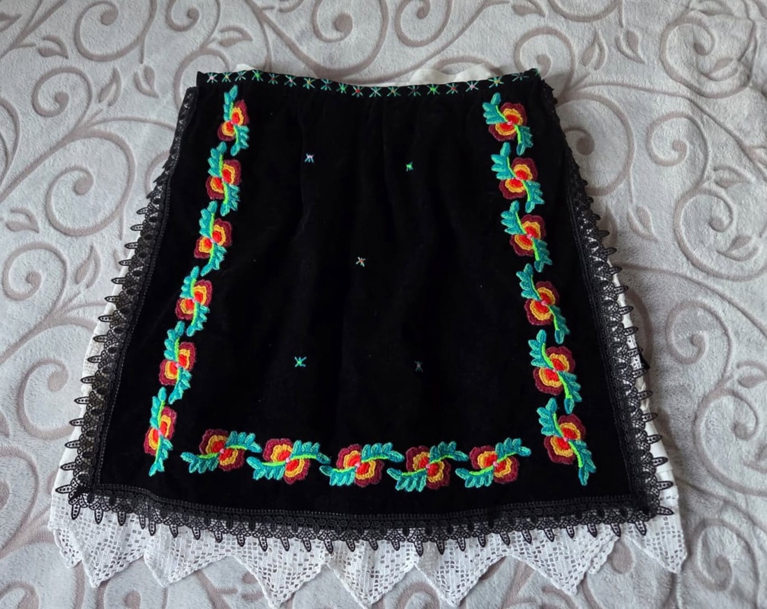 Costum Popular Bihor - îmbrăcăminte și modă - haine damă - blazer și costum - Artynos.ro