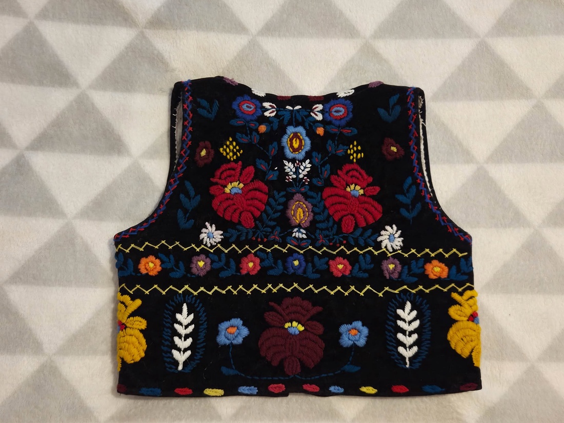 Costum Popular Bihor - îmbrăcăminte și modă - haine damă - blazer și costum - Artynos.ro