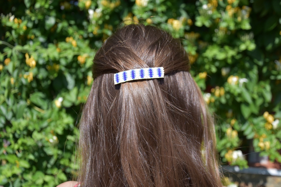 Agrafa margele albastrele - îmbrăcăminte și modă - accesorii păr - bandă de păr și agrafe păr - Artynos.ro Agrafa margele albastrele - îmbrăcăminte și modă - accesorii păr - bandă de păr și agrafe păr - Artynos.ro