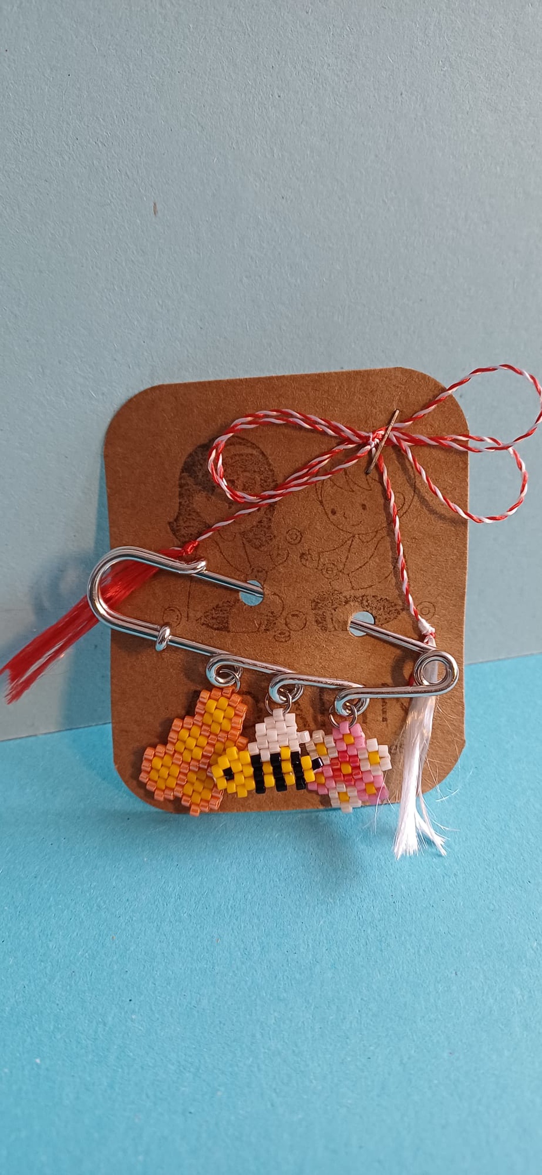 Brosa ac cu flori - bijuterii - broșe - Artynos.ro