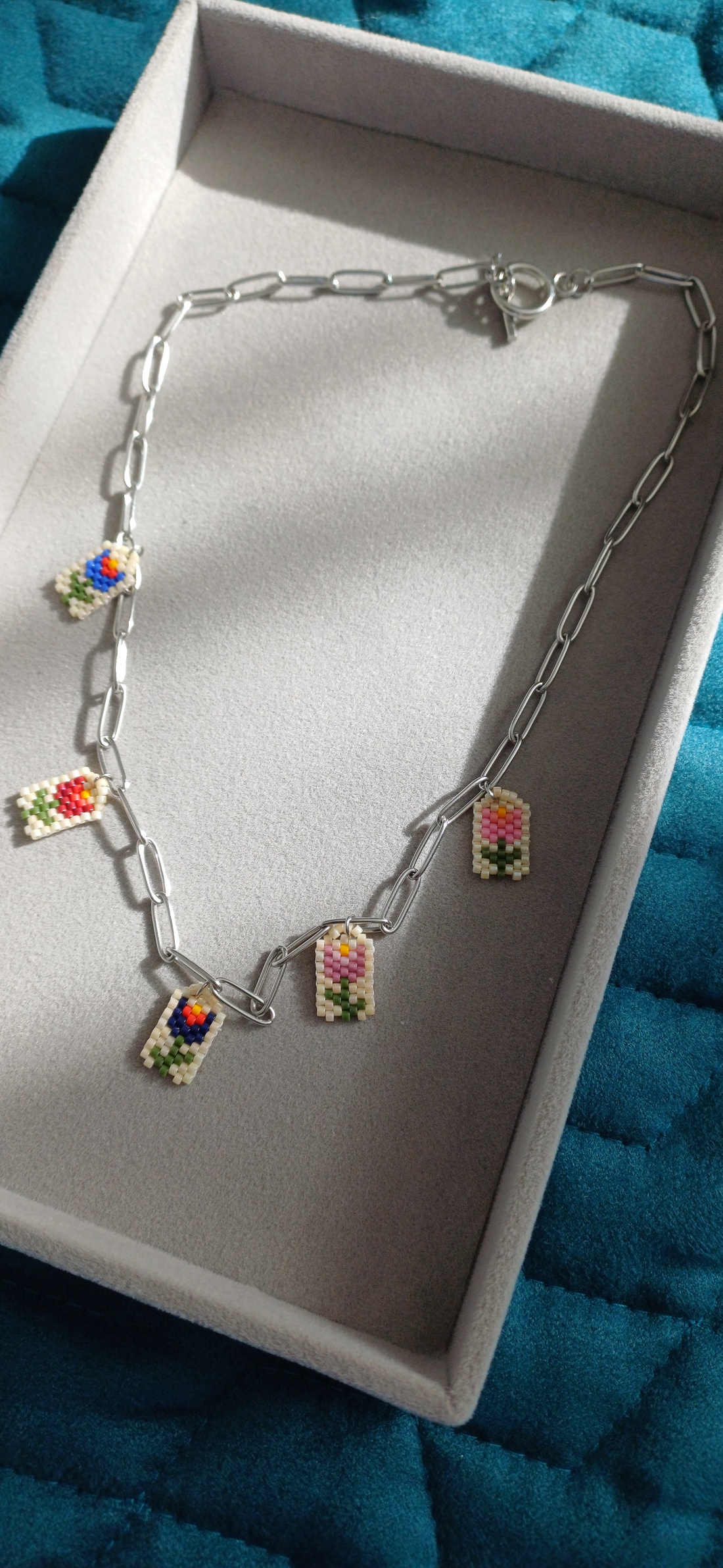 Colier Atingere delicata - bijuterii - coliere - coliere cu pandative - Artynos.ro