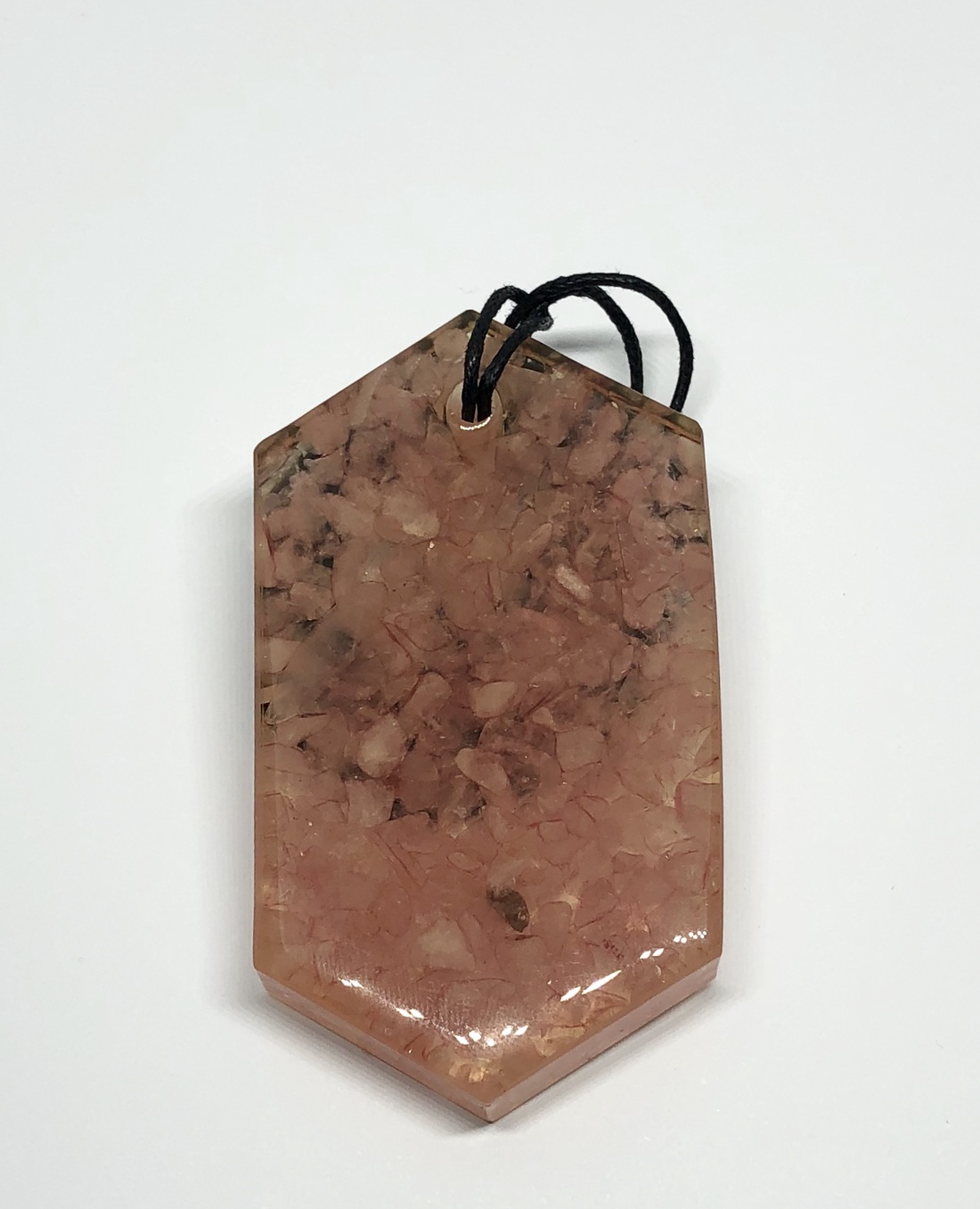 Scutul inimii - bijuterii - coliere - pandative - Artynos.ro