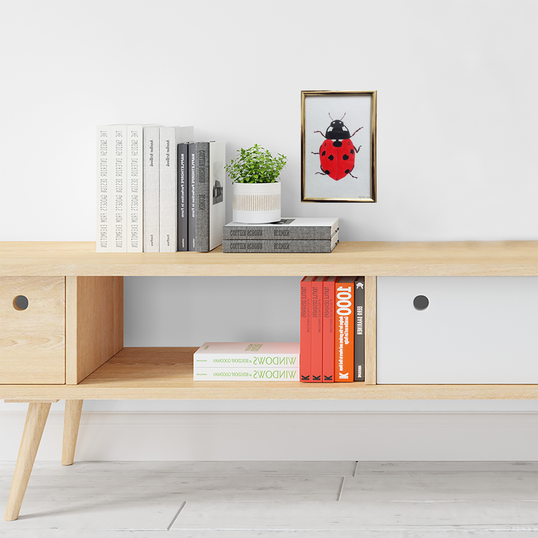 Ilustratie Pictura Tablou Buburuza in Acuarele pe Hartie - arte vizuale și accesorii  - picturi - acuarele picturi - Artynos.ro