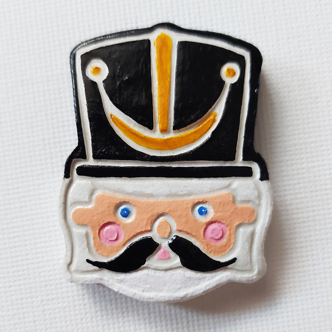 Brosa Craciun Spargatorul de Nuci din lut polimeric - crăciun - cadouri de moș crăciun - cadouri de moș crăciun - Artynos.ro