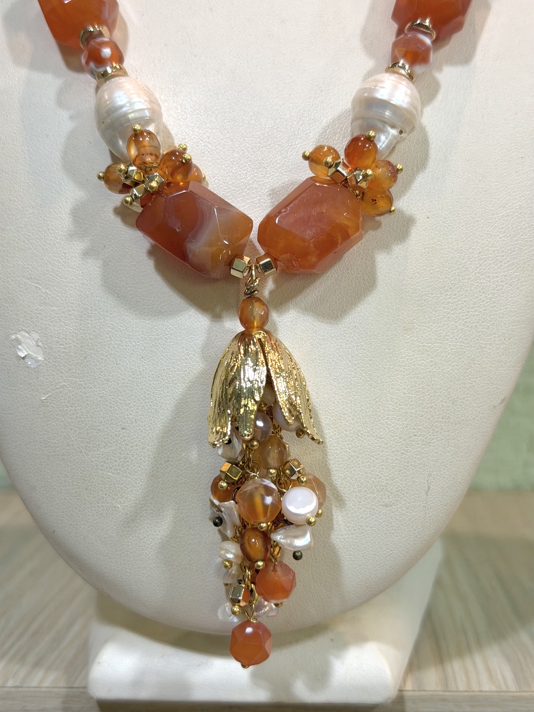 Colier și cercei din agate mari,perle baroc,hematit perle de cultura și accesorii placate cu aurLAST LIGHT OF AUGUST - bijuterii - seturi de bijuterii - Artynos.ro