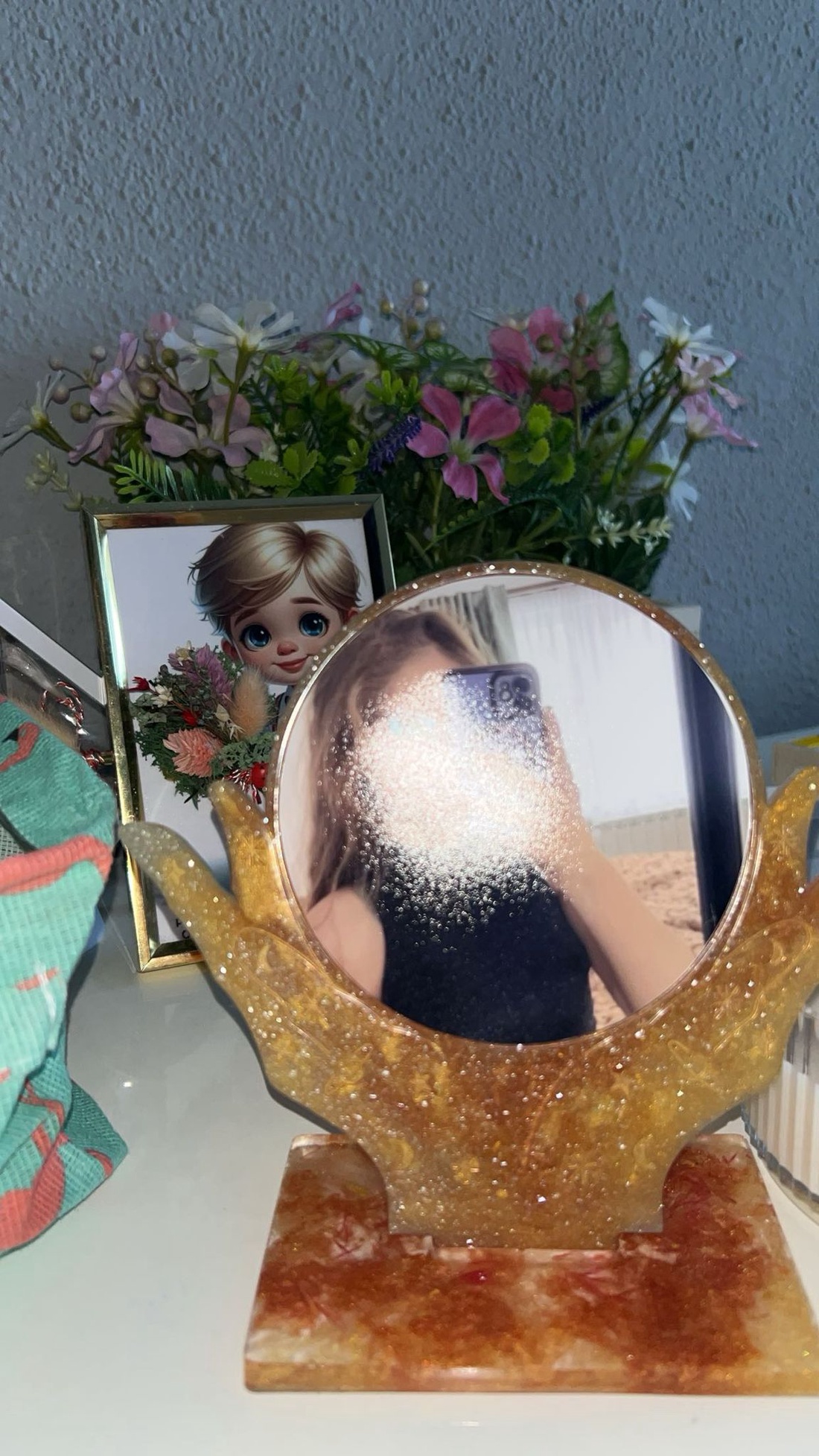 Obiect personalizat din rășină epoxidica  - cărți și creații cu tematică muzicală, cadouri - instrumente artizanale și muzicale - Artynos.ro