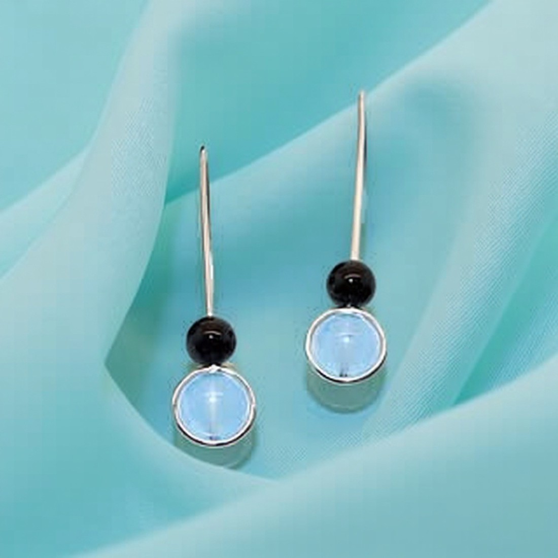 Pereche de cercei din argint pentru femei, cu pietre de jad și onix (EF.200) - bijuterii - cercei - cercei din pietre semiprețioase - Artynos.ro