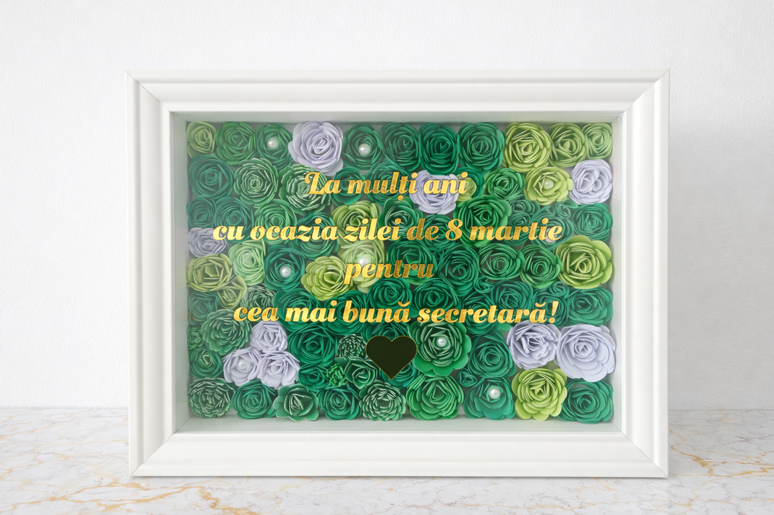 Ramă decorativă cu flori 3D din hârtie cartonată � personalizată după dorința ta - arte vizuale și accesorii  - imagini cu broderii - alte tablouri textil - Artynos.ro