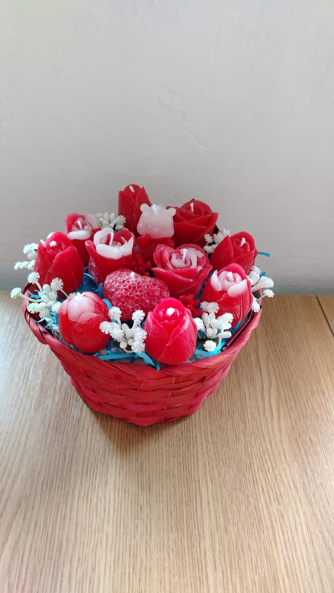 Coș  cu aranjament din ceară parfumată  - casă & stil de viață - lumânări, parfumuri, arome - ceară parfumată - Artynos.ro