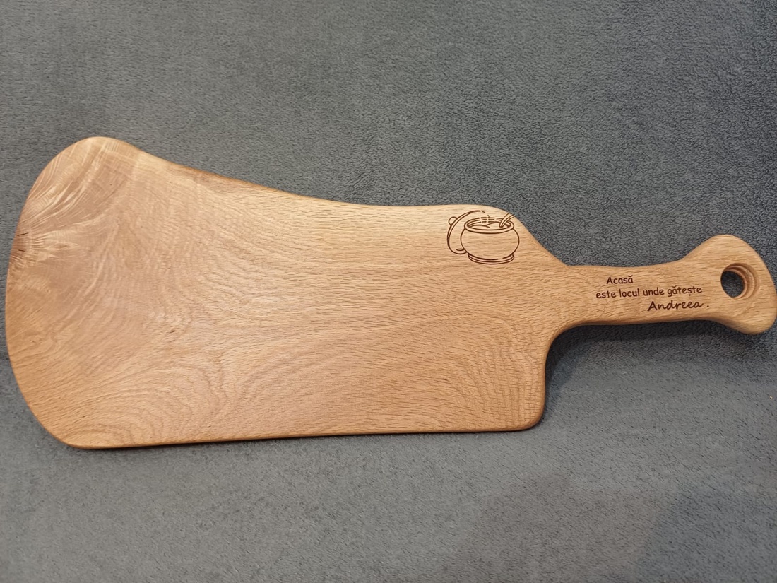 Tocator de lemn de stejar personalizat - casă & stil de viață - accesorii pentru echipamente de bucătărie - accesorii pentru coacere și gătit - tocător  - Artynos.ro