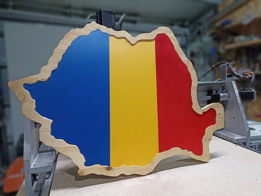 Harta romaniei grezata si taiata CNC din lemn si plastic colorat - casă & stil de viață - decorațiuni de casă - decorațiuni de pereți - hărți perete - Artynos.ro