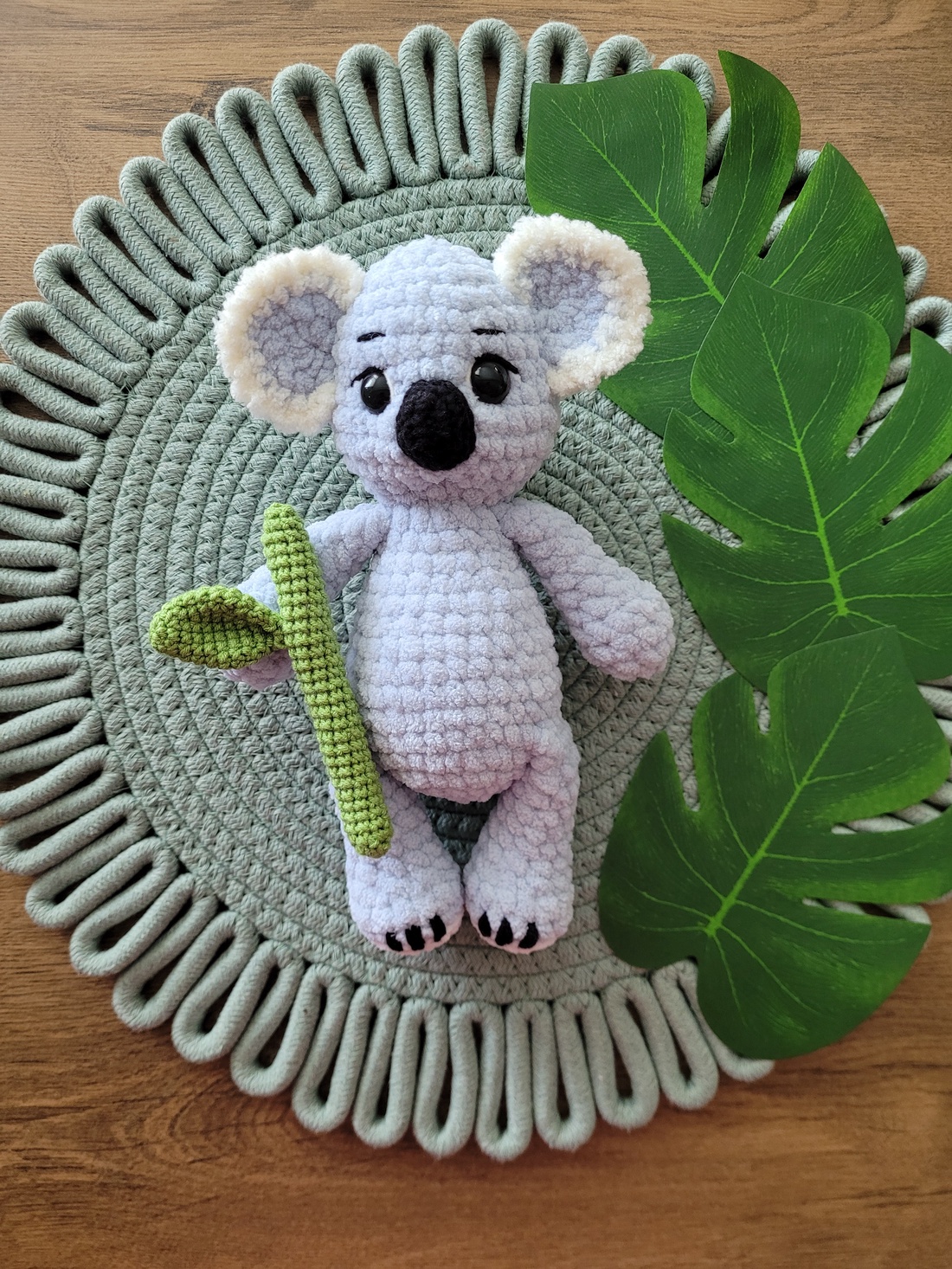 Koala crosetat, 22cm, fir tip catifea - jucării și echipamente pentru copii - plușuri - figurine de pluș - Artynos.ro Koala crosetat, 22cm, fir tip catifea - jucării și echipamente pentru copii - plușuri - figurine de pluș - Artynos.ro