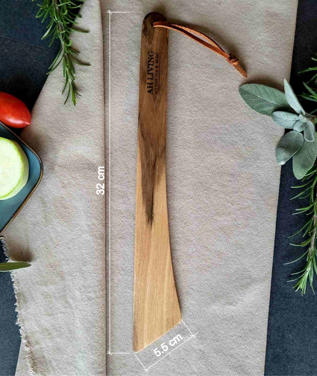 Spatula unghiulară din Nuc european - casă & stil de viață - echipamente de bucătărie - accesorii de gătit - tocătoare - Artynos.ro