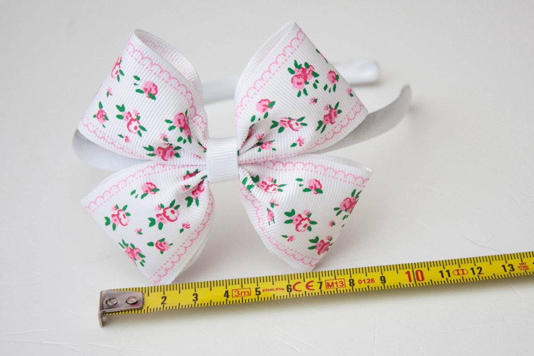 Masnis bentiță cravată de păr - Model floral alb -  - Artynos.ro