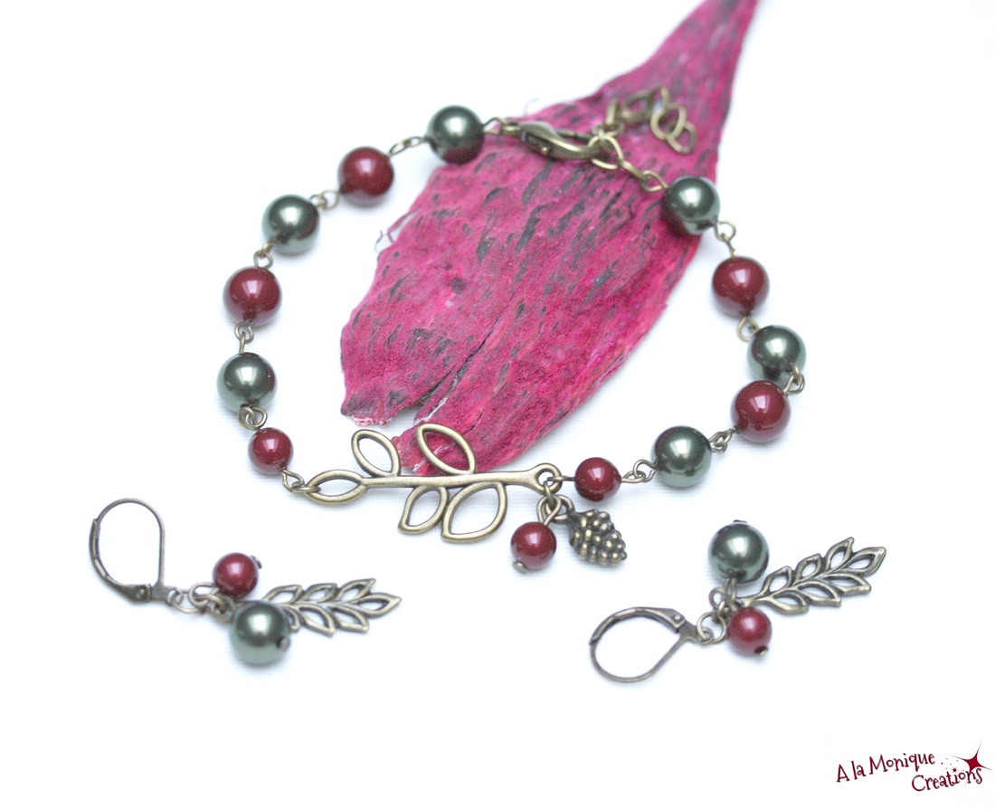 Cercei cu perle verzi si bordo - bijuterii - cercei - cercei lungi - Artynos.ro