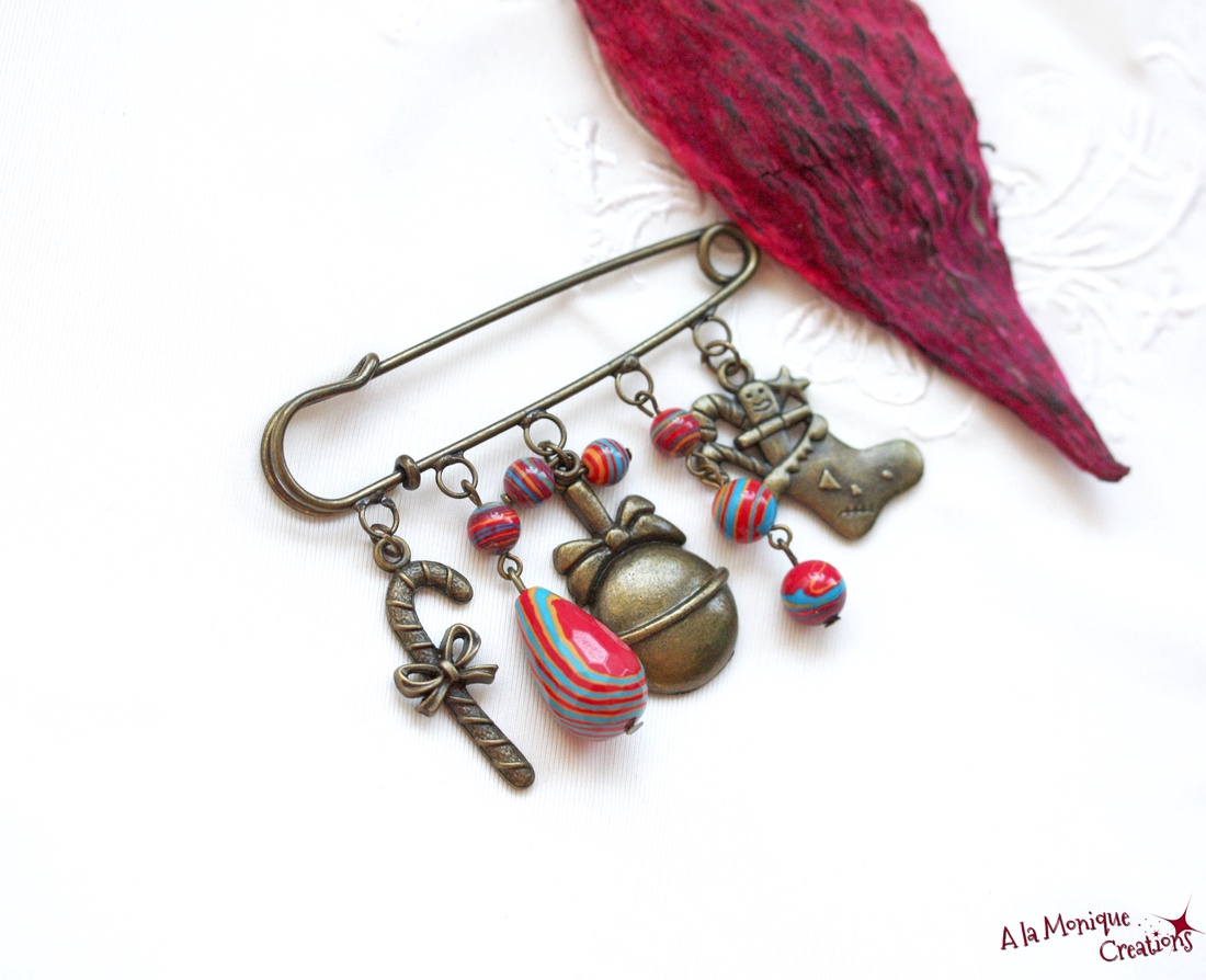 Brosa  de Craciun cu jasp sediment multicolor - bijuterii - broșe - Artynos.ro