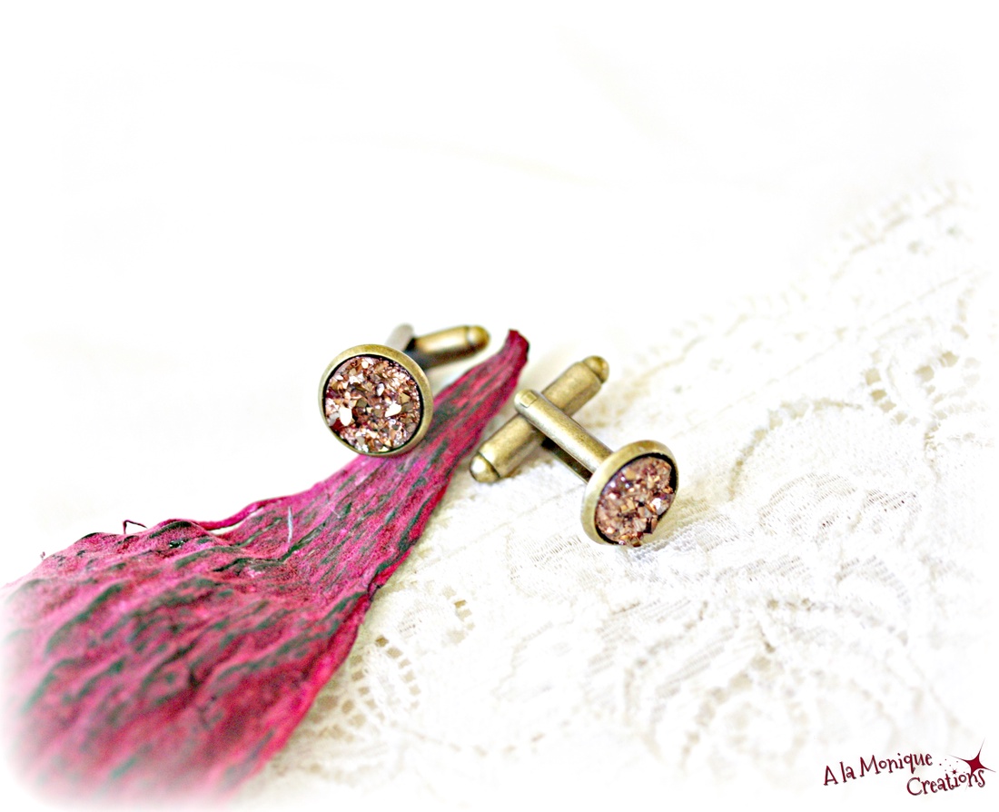 Butoni cu druzy aurii - bijuterii - butoni de manșetă - Artynos.ro