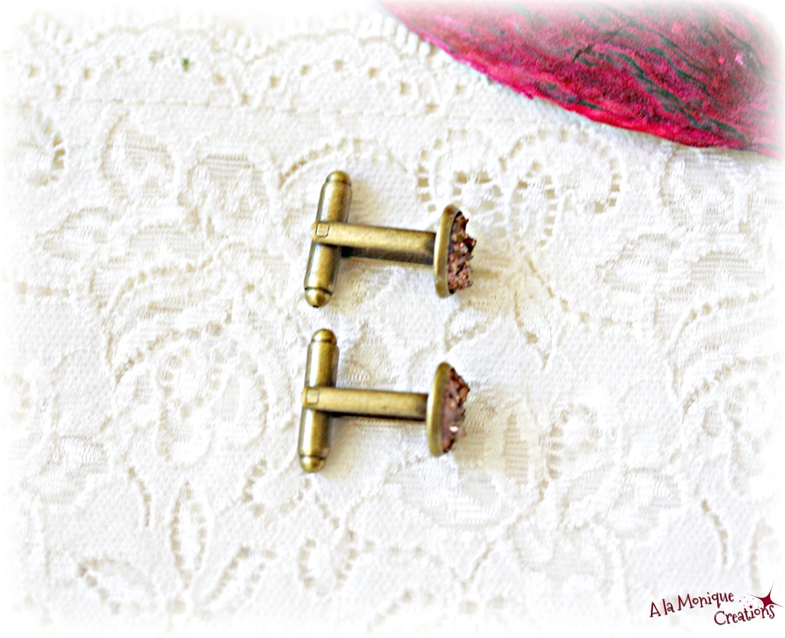 Butoni cu druzy aurii - bijuterii - butoni de manșetă - Artynos.ro