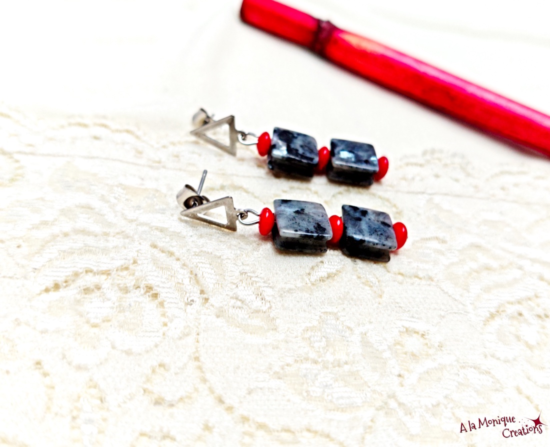 Cercei de iarna cu coral rosu si larvikit - bijuterii - cercei - cercei lungi - Artynos.ro