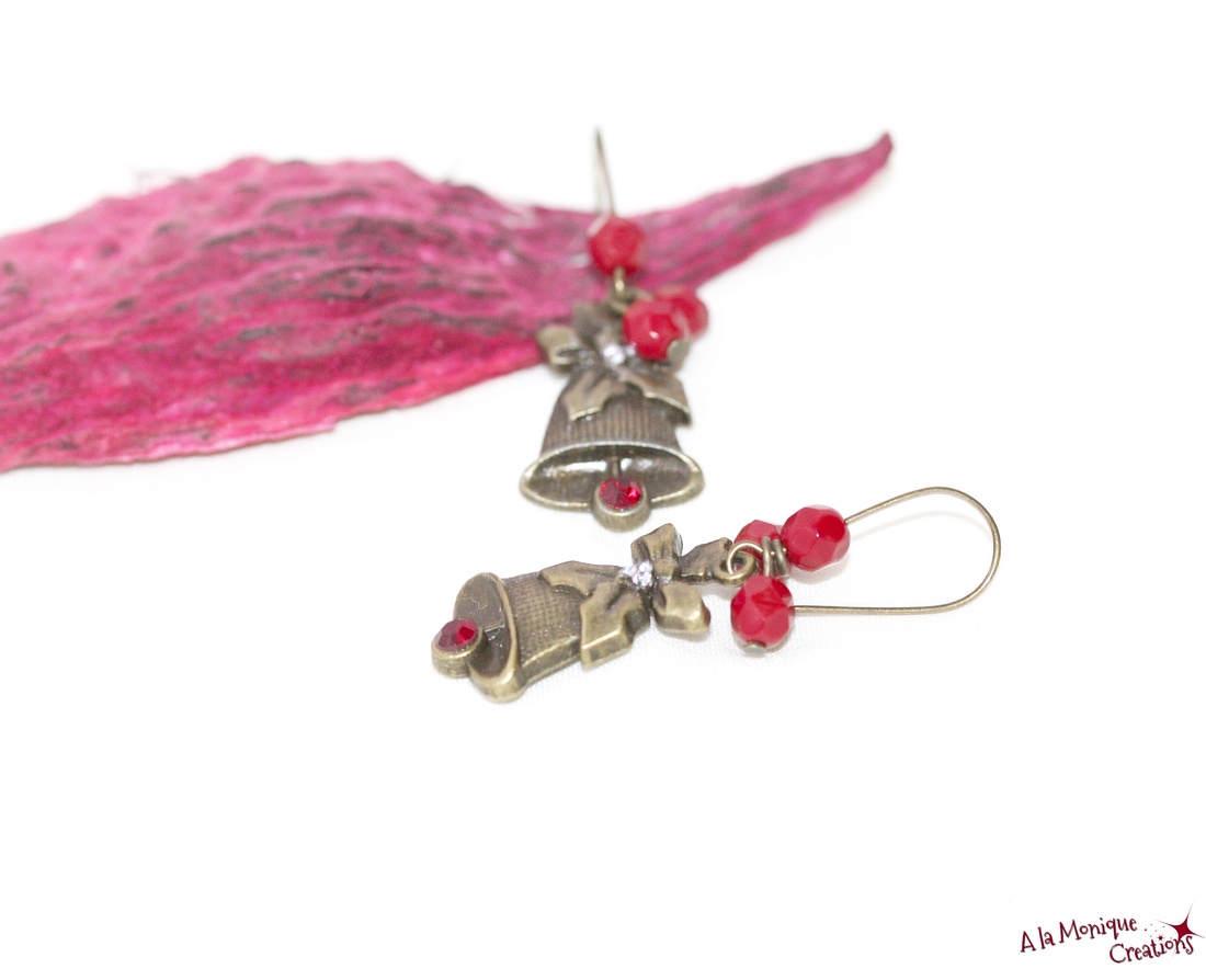 Cercei cu cristale si clopotel - bijuterii - cercei - cercei lungi - Artynos.ro