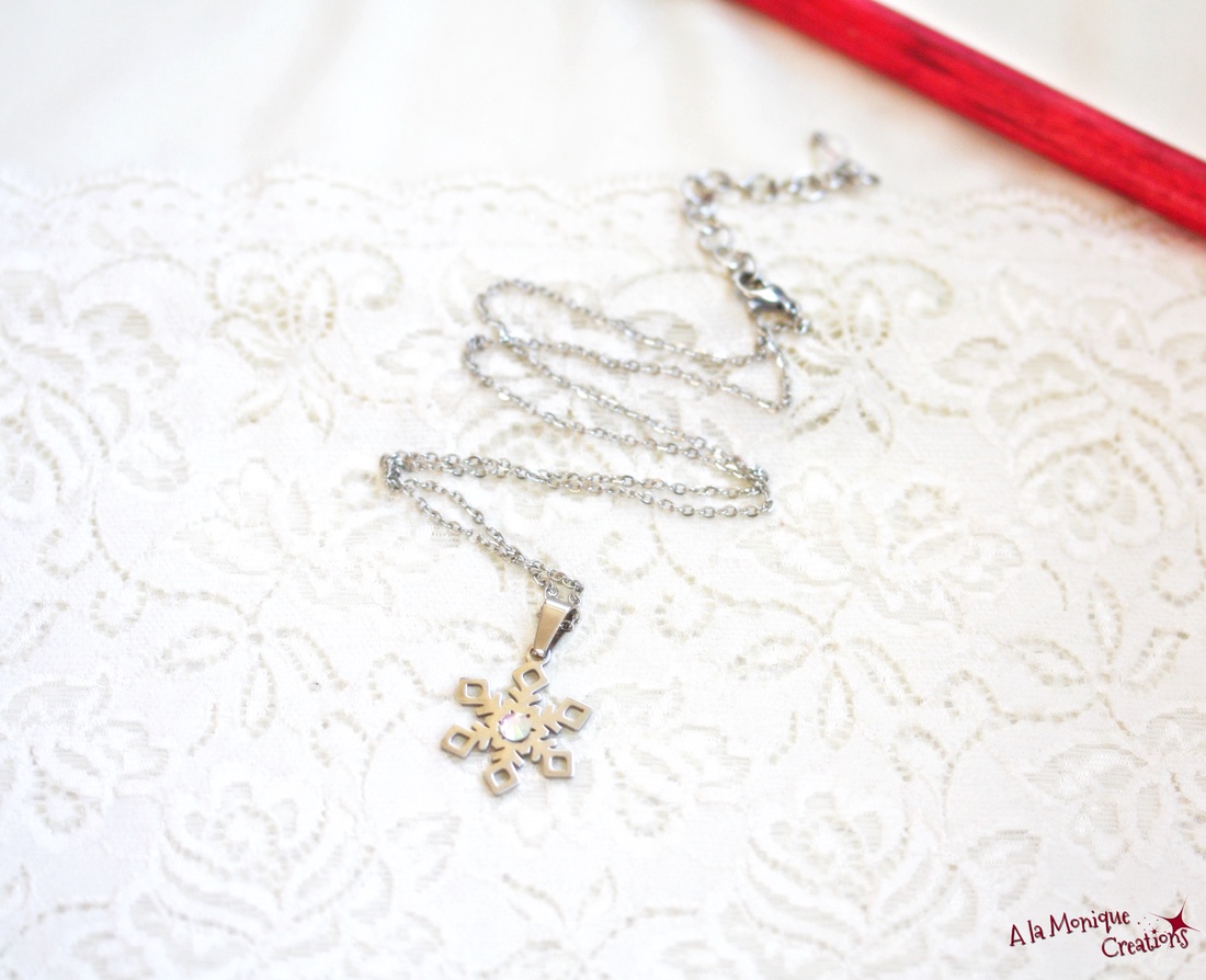 Colier fulg de zapada si cristal de gheata - bijuterii - coliere - coliere cu pandative - Artynos.ro