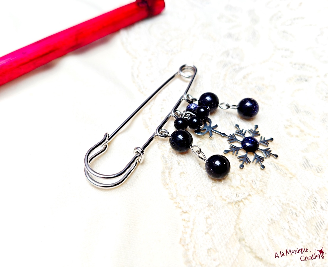 Brosa cu piatra soarelui si fulg de zapada - bijuterii - broșe - Artynos.ro