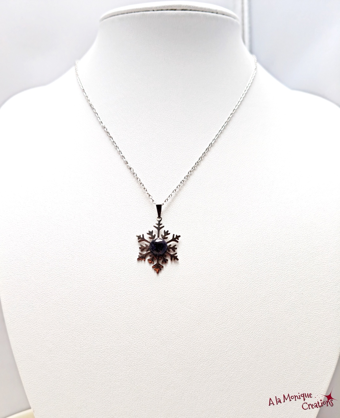 Colier cu piatra soarelui si fulg de zapada - bijuterii - coliere - coliere cu pandative - Artynos.ro