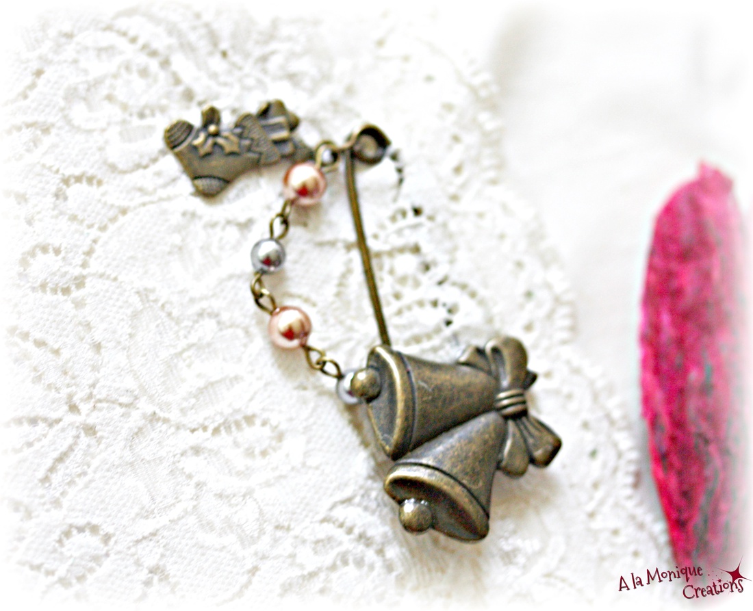 Brosa cu clopotei si perle - bijuterii - broșe - Artynos.ro