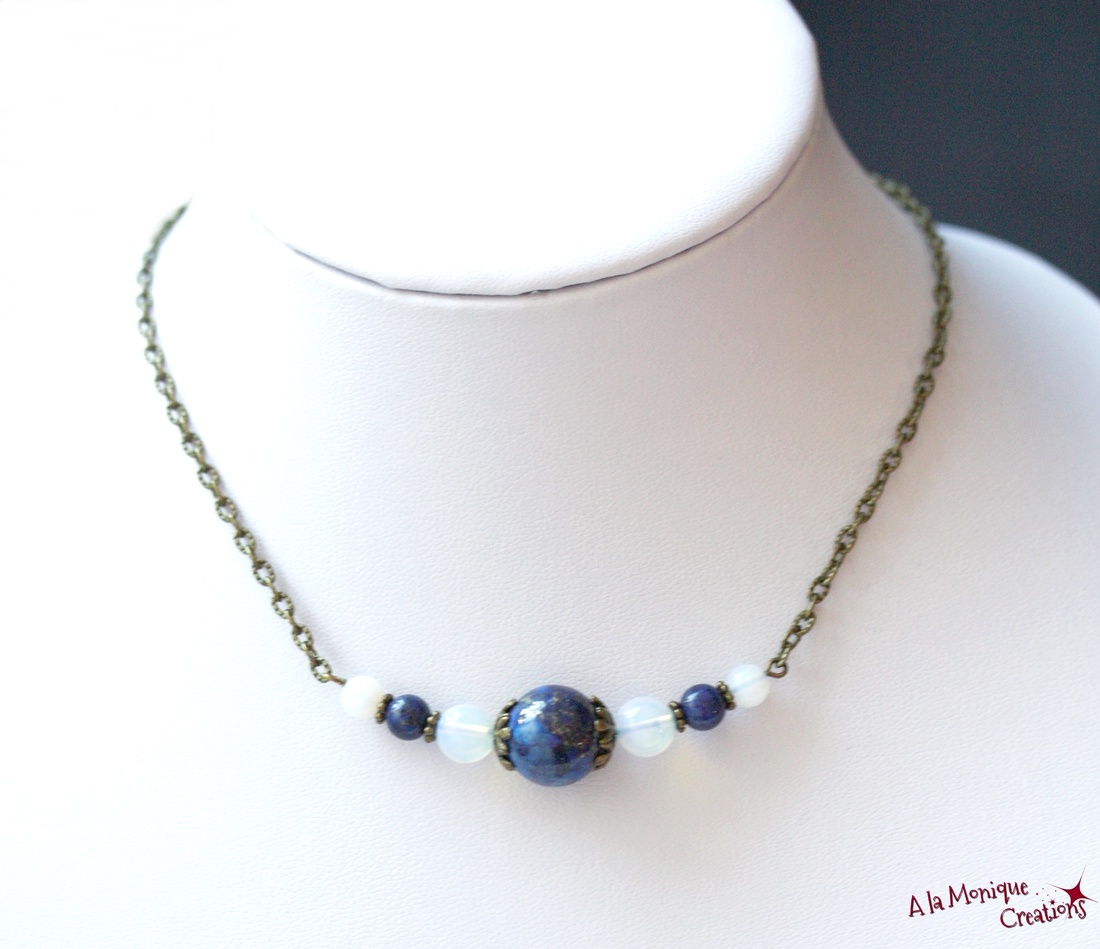 Colier cu lapis lazuli si opalit - bijuterii - coliere - coliere cu pandative - Artynos.ro