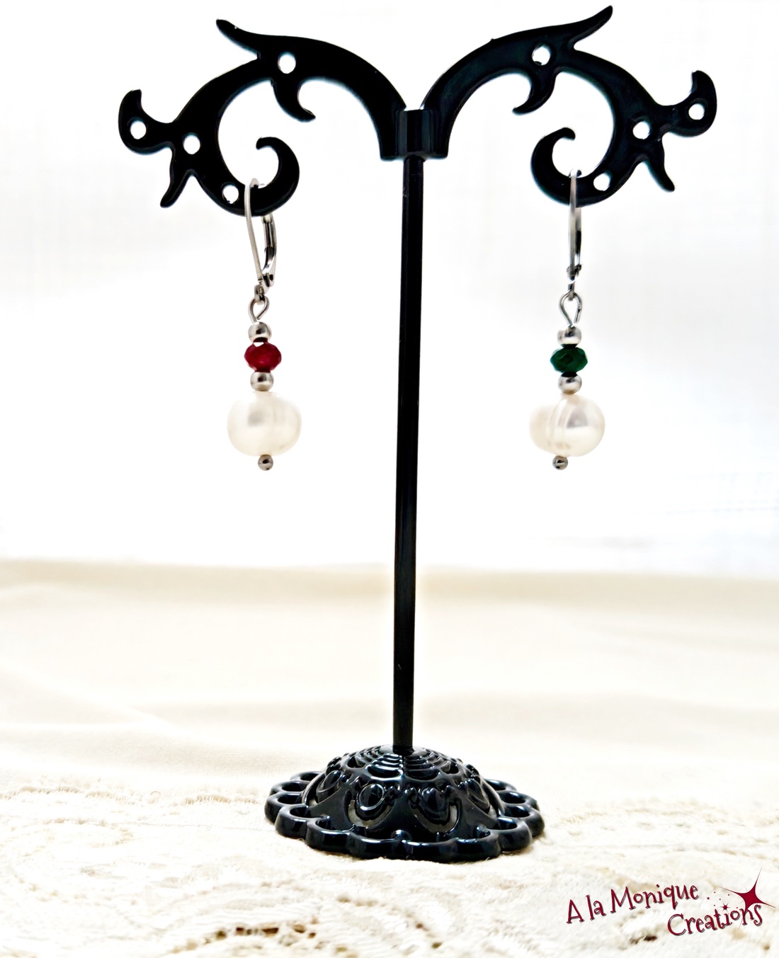 Cercei de Craciun cu perle si jad - bijuterii - cercei - cercei lungi - Artynos.ro