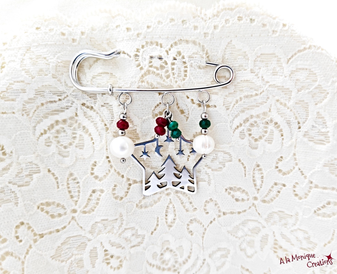 Brosa de Craciun cu perle si jad - bijuterii - broșe - Artynos.ro