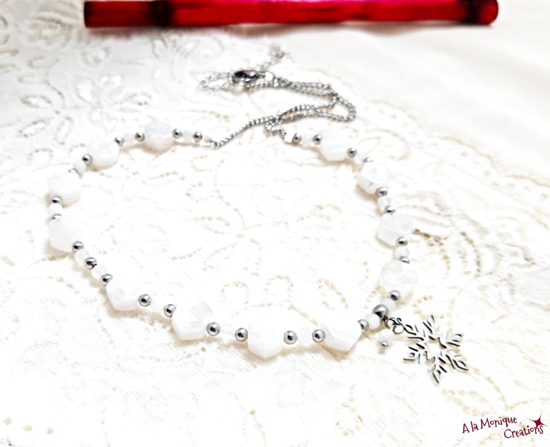 Colier cu jad piatra lunii si fulg de zapada  - bijuterii - coliere - coliere cu pandative - Artynos.ro