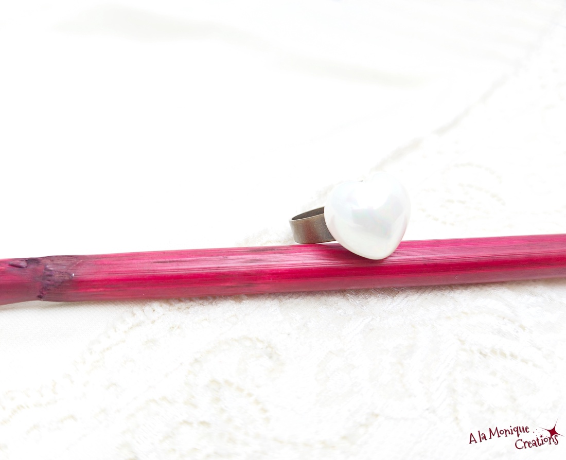 Inel cu inima de perla alba - bijuterii - inele - inele cu perle - Artynos.ro