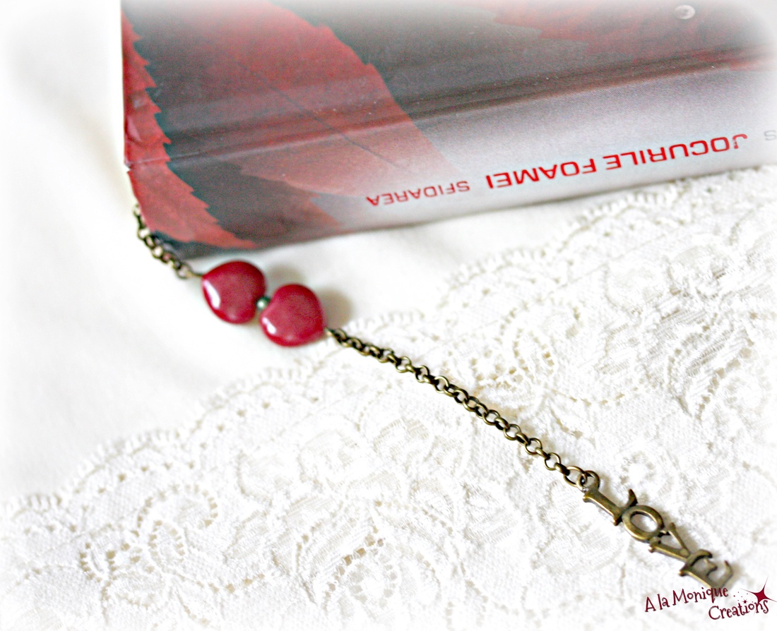 Semn de carte cu inimi de jad - cărți și creații cu tematică muzicală, cadouri - semn de carte - Artynos.ro