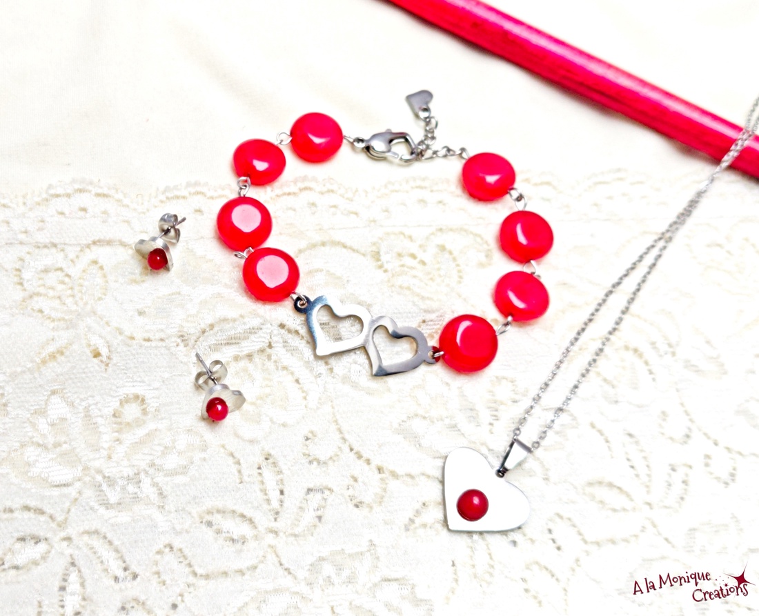 Cercei cu inimi de jad rosu - bijuterii - cercei - cercei din pietre semiprețioase - Artynos.ro