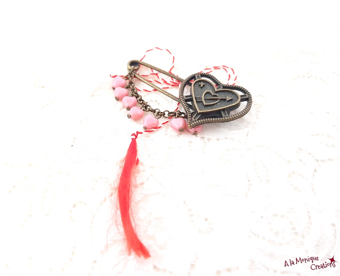 Brosa cu inimioare roz - bijuterii - broșe - Artynos.ro