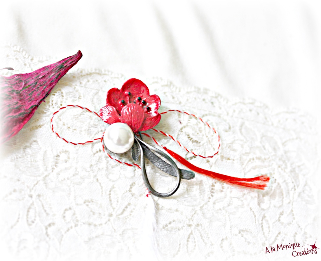 Brosa colier cu mac si perla alba - bijuterii - mărțișor - Artynos.ro