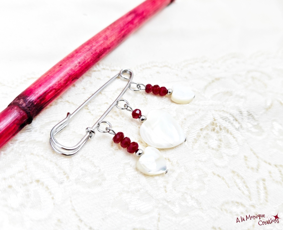 Brosa cu inimi de sidef si jad grena - bijuterii - broșe - Artynos.ro