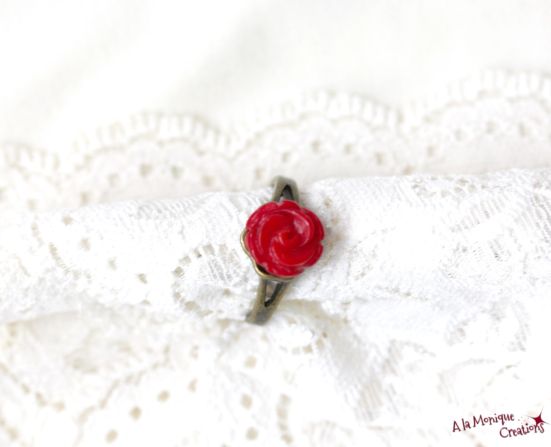 Inel cu trandafir de coral rosu - bijuterii - inele - inele cu pietre semiprețioase - Artynos.ro