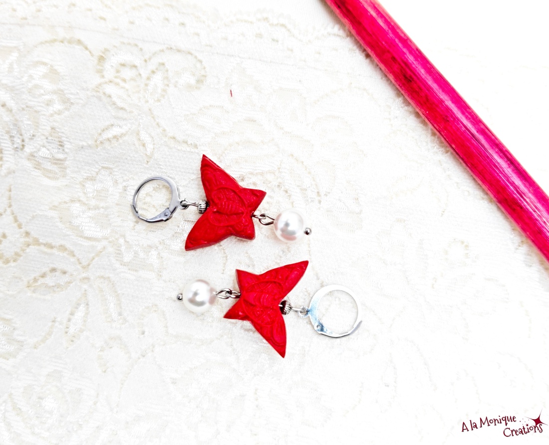 Cercei cu cinabru si perle albe - bijuterii - mărțișor - Artynos.ro