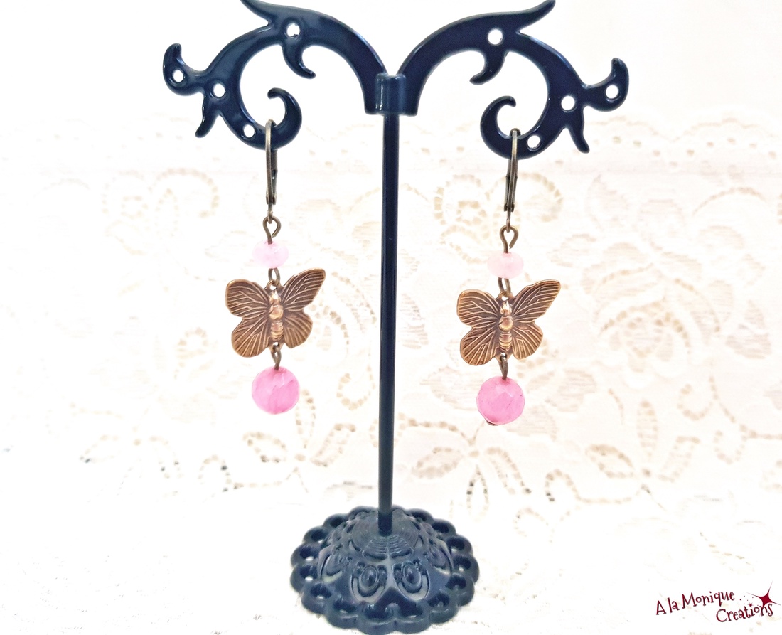 Cercei cu fluturasi si agate roz - bijuterii - cercei - cercei din pietre semiprețioase - Artynos.ro