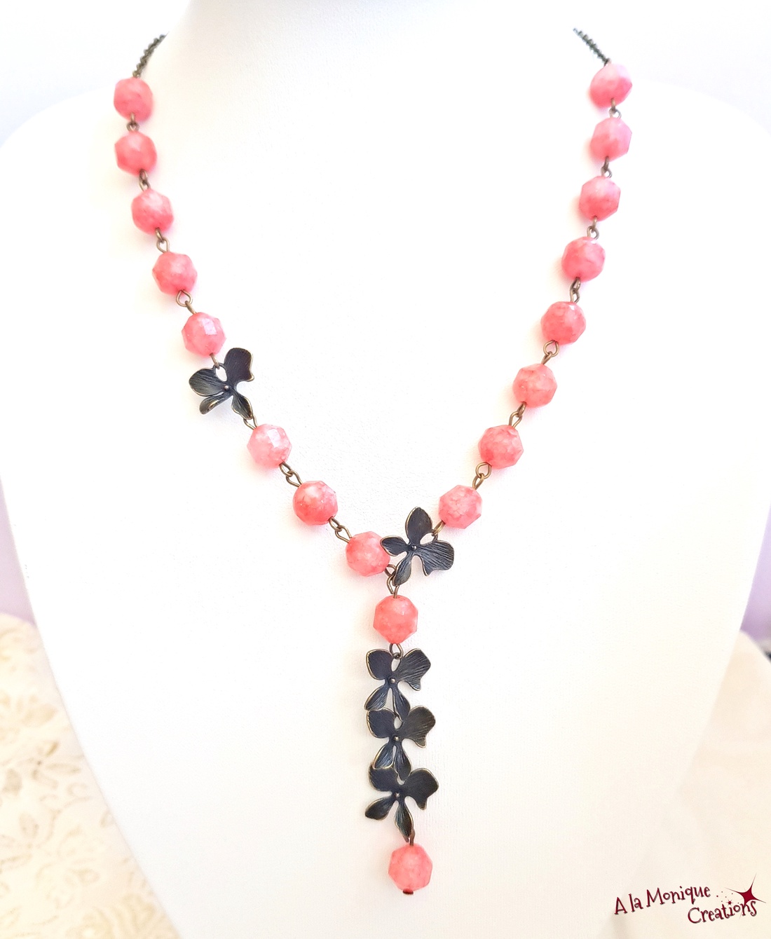 Colier cu flori si rodocrozit - bijuterii - coliere - coliere din pietre semiprețioase - Artynos.ro