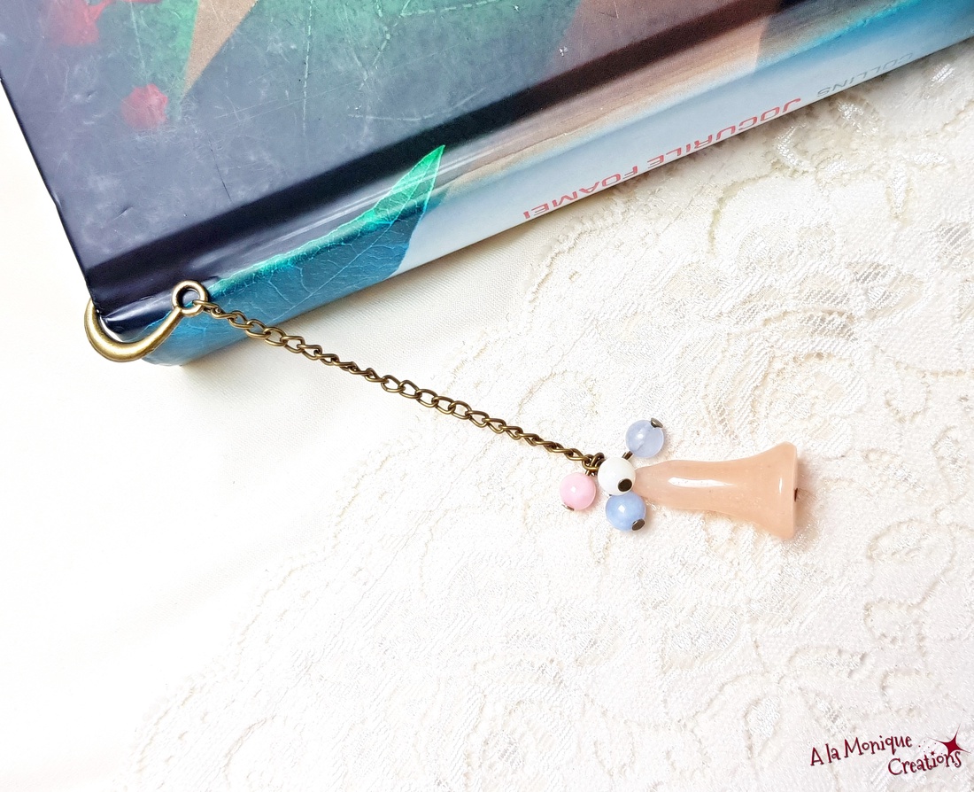 Semn de carte cu floare de calcit si cuart - cărți și creații cu tematică muzicală, cadouri - semn de carte - Artynos.ro