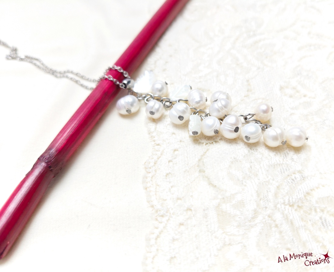 Colier cu perle si frunze de sidef - bijuterii - coliere - coliere cu pandative - Artynos.ro