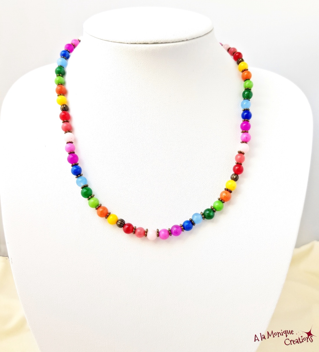 Colier cu jad multicolor - bijuterii - coliere - coliere din pietre semiprețioase - Artynos.ro