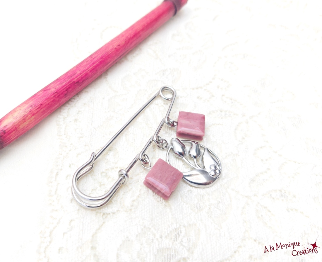 Brosa cu lalele si rodonit - bijuterii - broșe - Artynos.ro