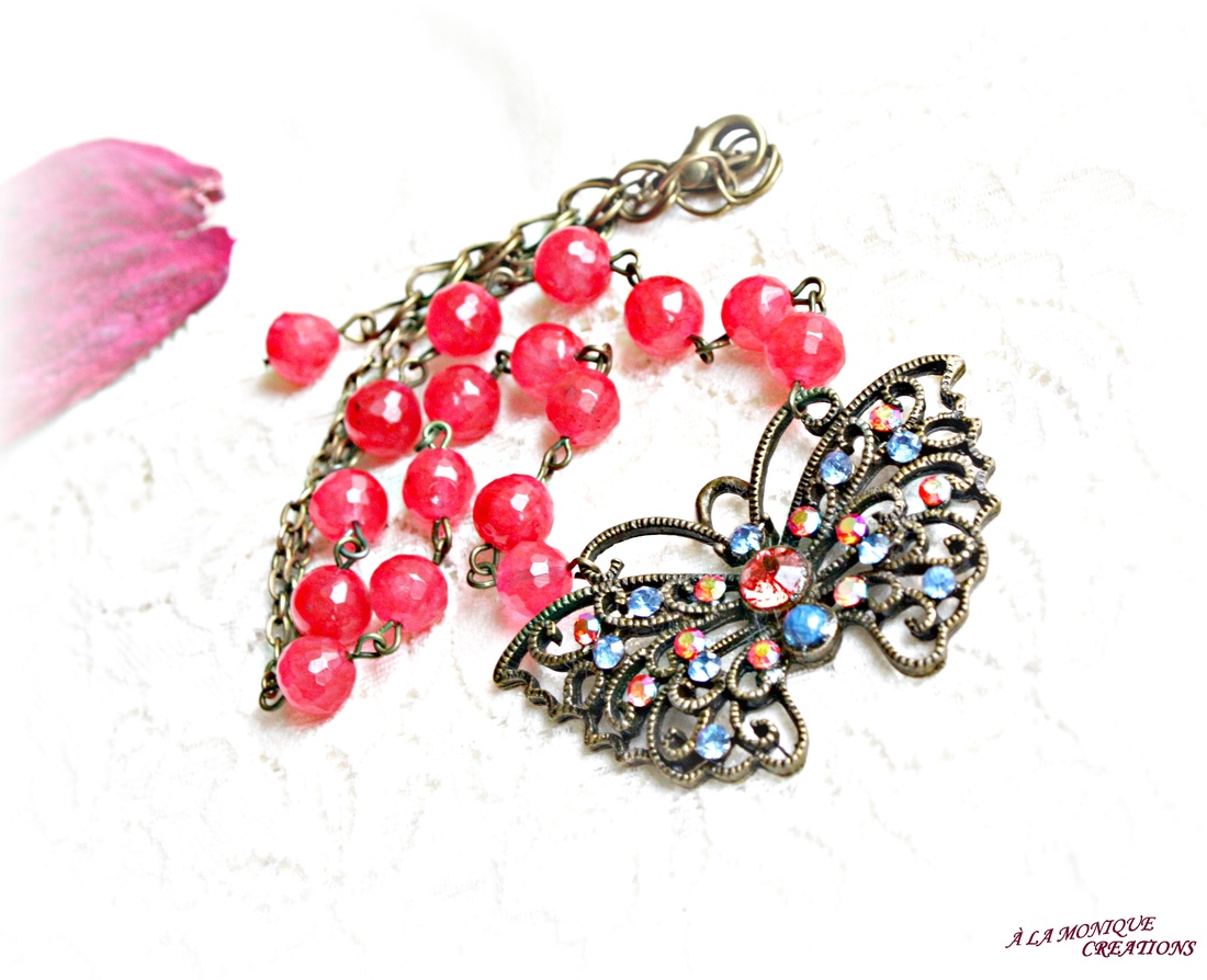 Colier cu jad corai si fluture  - bijuterii - coliere - coliere din pietre semiprețioase - Artynos.ro