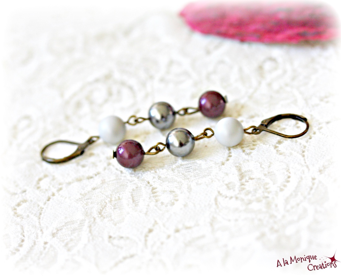 Cercei cu perle gri si bordo - bijuterii - cercei - cercei lungi - Artynos.ro